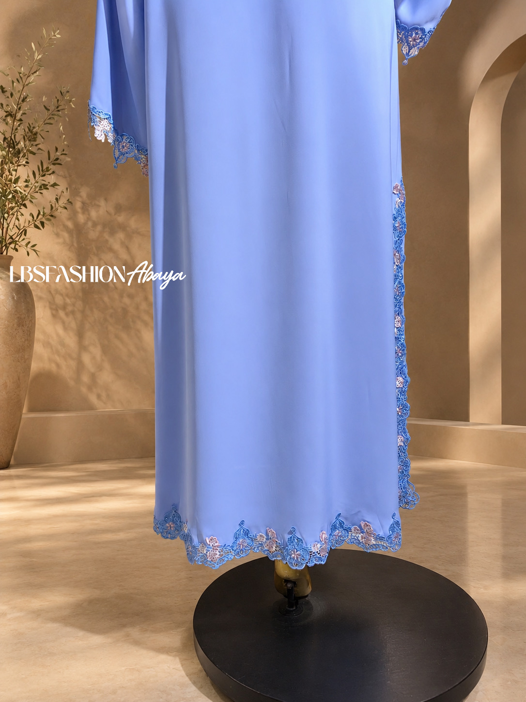 Luxe Arabic Abaya 013 - Image 4